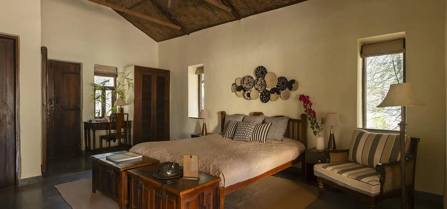 Gondia cottage wall baskets and bed